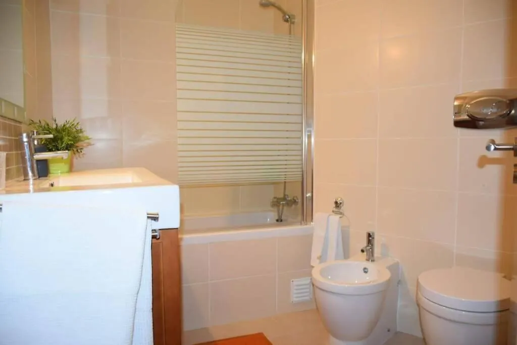 Brina, Stylish Apartment In Portimão