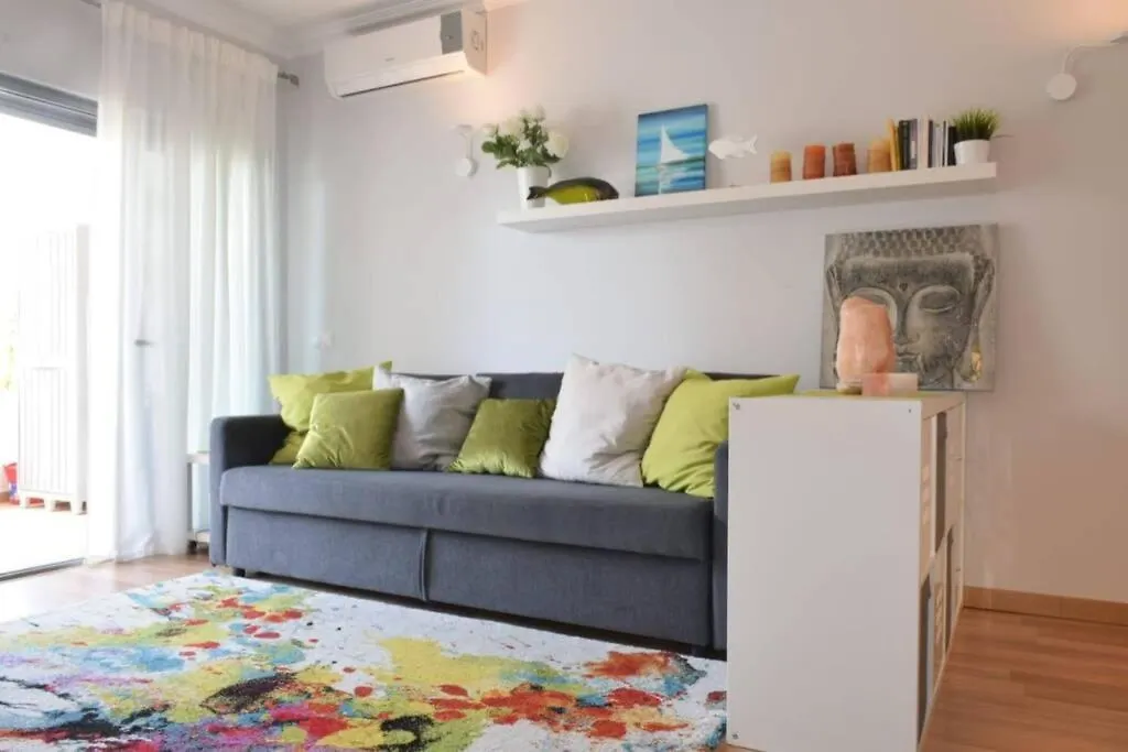Brina, Stylish Apartment In Portimão Portugal